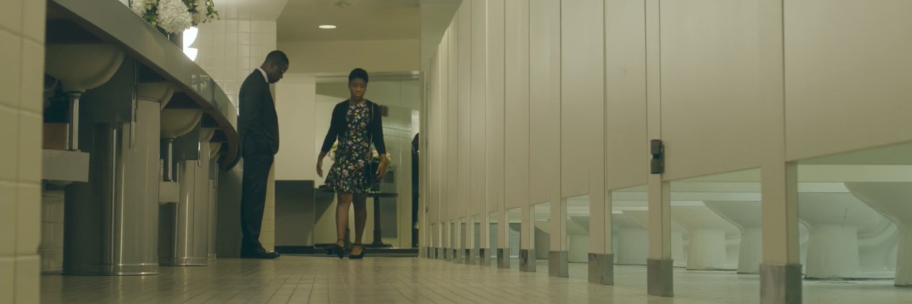 4 Words From the 'This Is Us' Episode That Depicts Anxiety this is us randall deja bathroom abuse