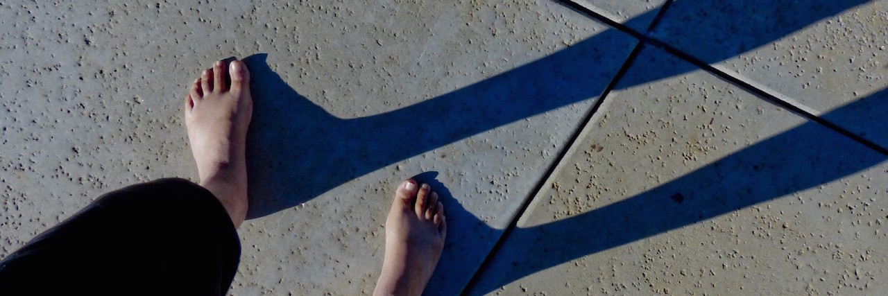 shadows from the foot