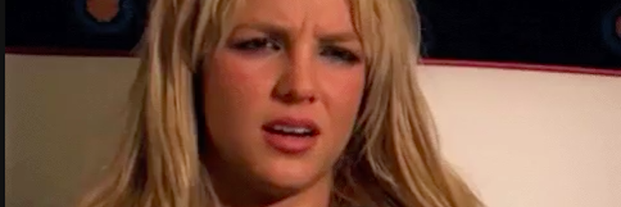Common Ways People React to My Facial Difference - as Told by GIFs confused britney spears