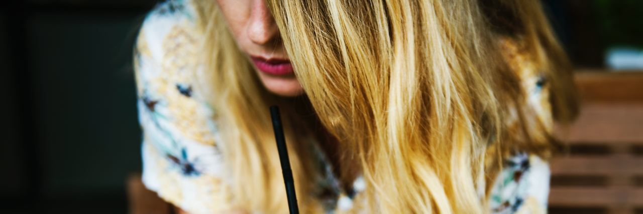 Why 'Adulting' Is So Hard When You're a Millennial With Mental Illness woman texting