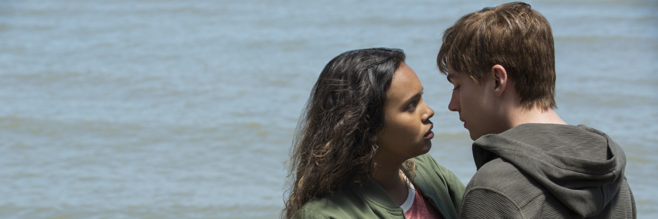 '13 Reasons Why' Season 2 Episode 4 Review: 'The Second Polaroid' Jessica and Alex at the beach, embracing.