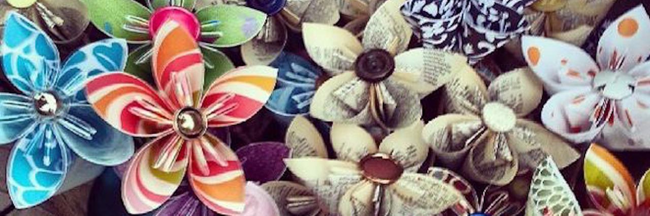 'Easy' End-of-the-School-Year Gifts for Teachers paper flowers made with different papers