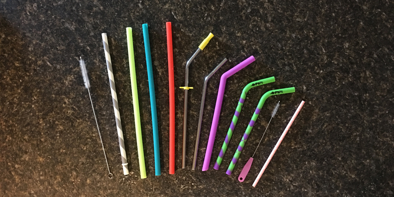 Reusable Silicone Straws, Flexible Drinking Bendy Straws for Smoothies,Long  Flexible Silicone Drinking Straws with Cleaning Brushes,BPA-Free - No  Rubber Taste 