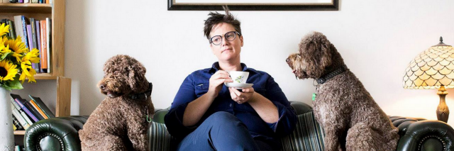 Hannah Gadsby and her two dogs