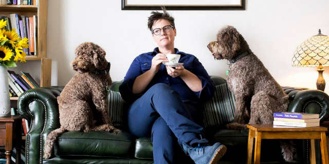 Hannah Gadsby and her two dogs