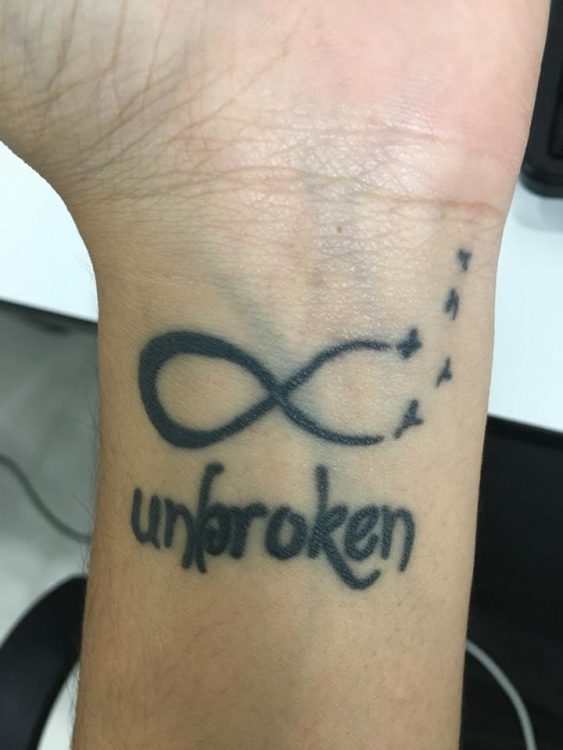 infinity sign tattoo
