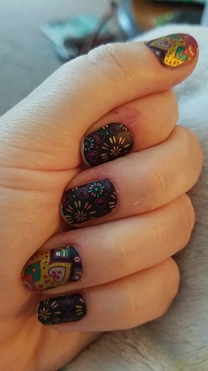 Nail wraps on fingers