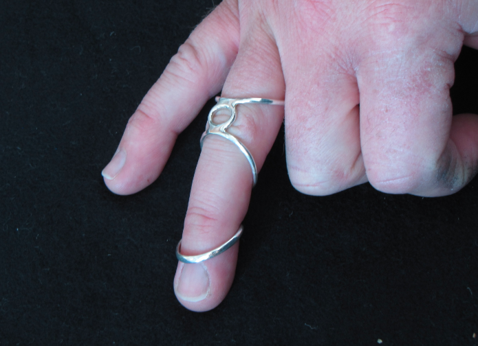 silver ring splint jewelry