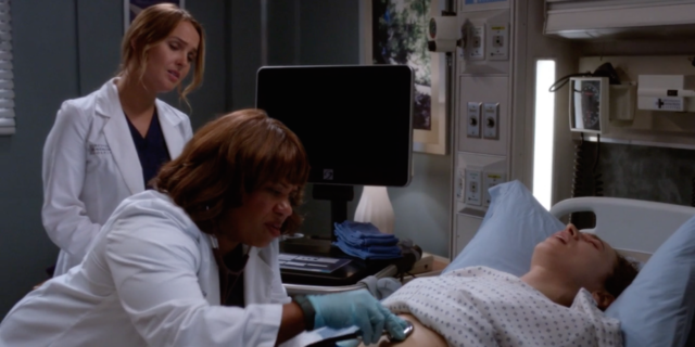 'Grey's Anatomy' Episode Highlights the Frustration of Doctors Dismissing Your Pain greys anatomy screenshot