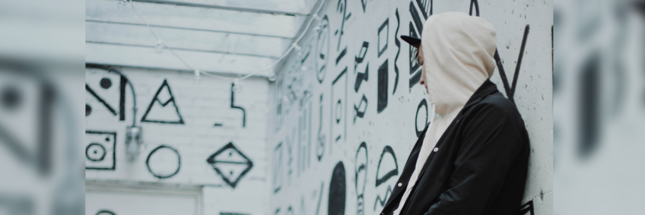 11 'Taboo' Symptoms of Bipolar Disorder 11 Taboo Bipolar Symptoms We Shouldn't Be Ashamed to Talk About