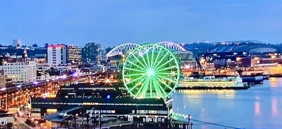 Ferris wheel lit up green for Cerebral Palsy Awareness Day.