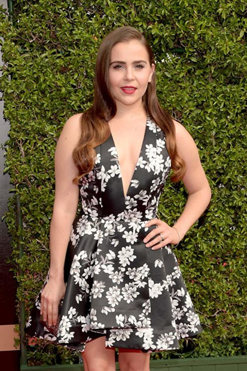 Mae Whitman in black and white dress