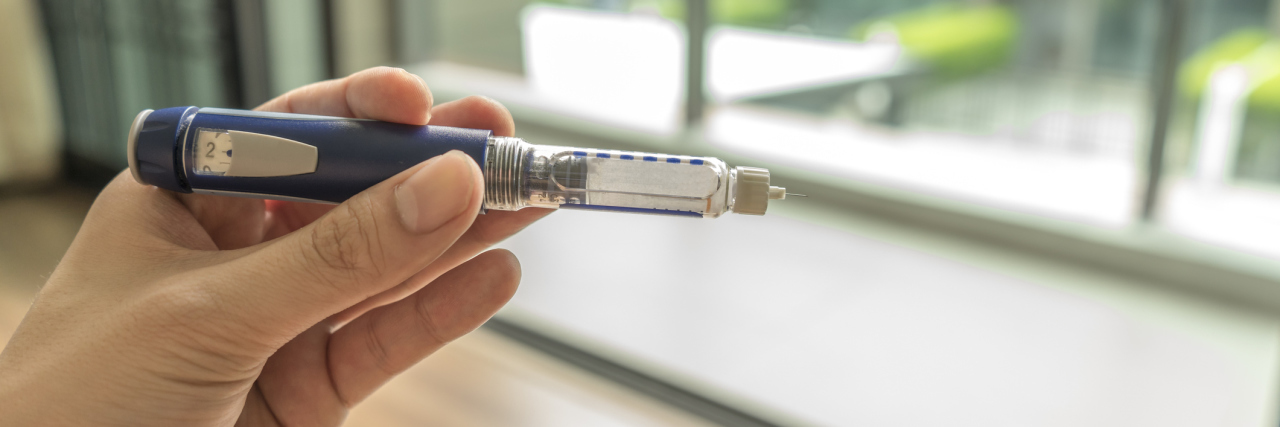 Colorado Passes Bill That Limits Insulin Price at $100 diabetes patient using insulin injection