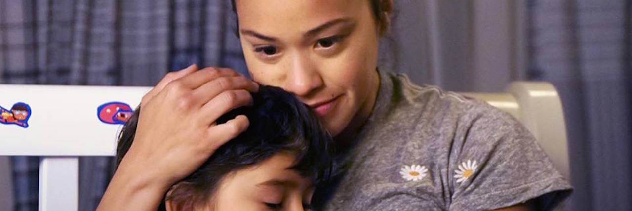 What Mateo's ADHD Diagnosis in 'Jane the Virgin' Can Teach Us Jane and her son Mateo from Jane the Virgin hugging each other