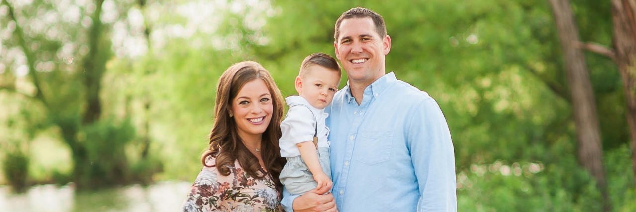 What This Perfect Picture Doesn't Show You family photo outside