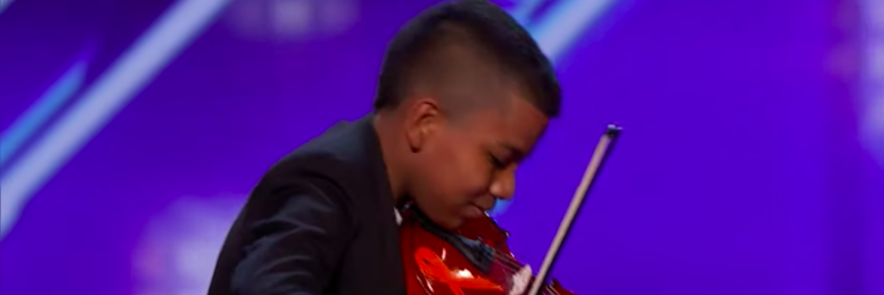 Violinist Tyler Butler-Figueroa Gets Simon's 'AGT' Golden Buzzer Violinist Tyler Butler-Figueroa