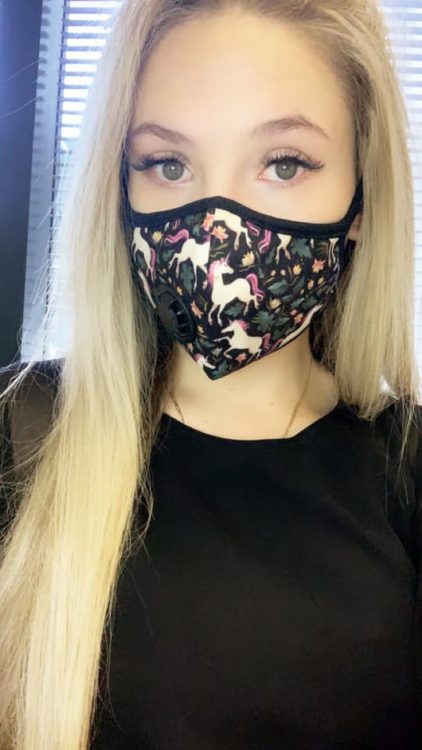 woman wearing mask at work