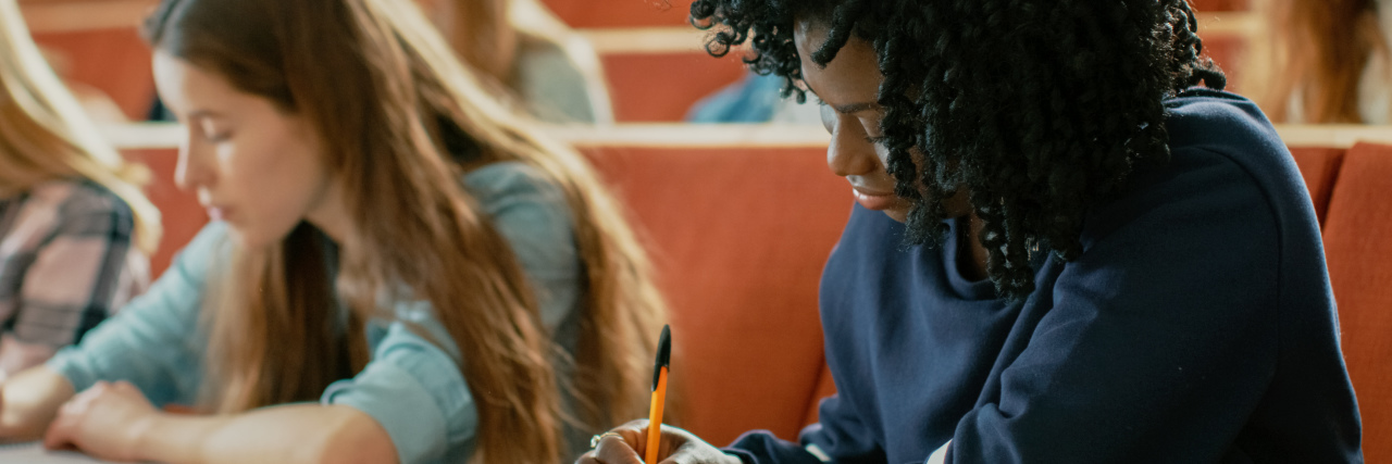 Tips for Starting College With a Disability College / university students of diversee backgrounds in a classroom.