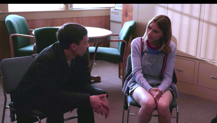 Screen shot of Keir Gilchrist talking to Nikki Gutman on the set of 'Atypical'