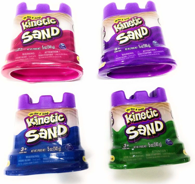 Kinetic sand in neon colors and small packages