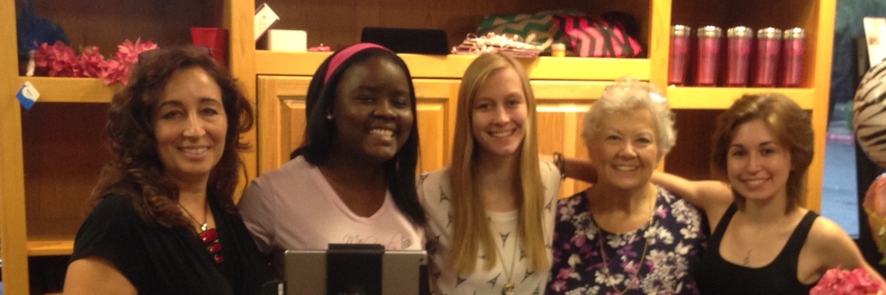 6 New Year's Resolutions to Fulfill Your Soul Group of friends smiling.