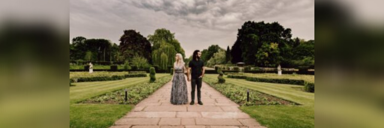 6 Ways to Help Navigate Love and Relationships With a Mood Disorder