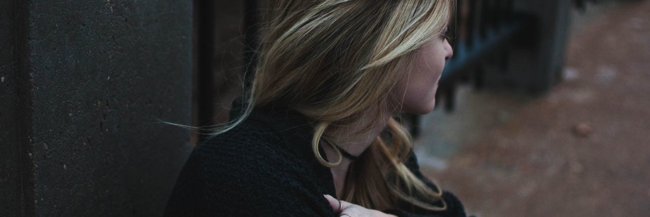 Comprehensive Psychological Services for Dual Mental Illness Diagnosis woman facing away