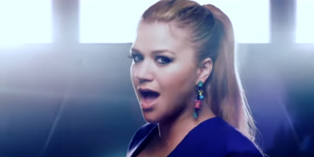 Kelly Clarkson screenshot from "People Like Us" music video.
