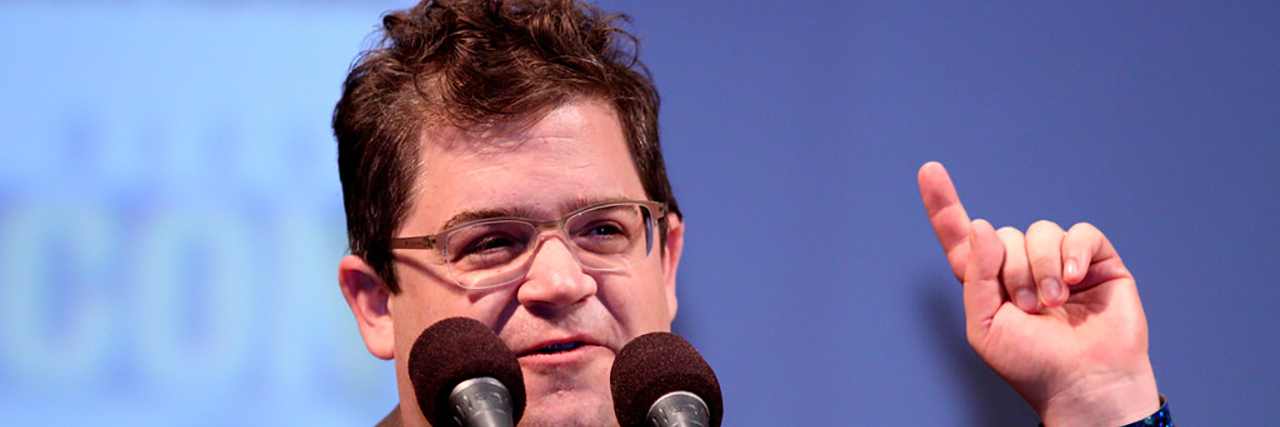 Patton Oswalt Gave Depression Advice on Twitter Using Picture Patton Oswalt speaks from a podium at an event