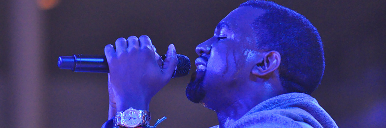 Kanye West Confirms He Has Bipolar Disorder on New Album 'ye' Kanye West performing at a concert