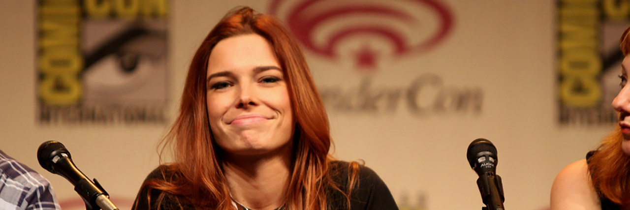 Chloe Dykstra at a ComicCon panel