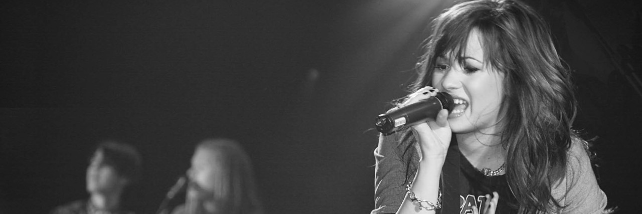 Demi Lovato Gets Personal About Her Childhood in 'Simply Complicated'