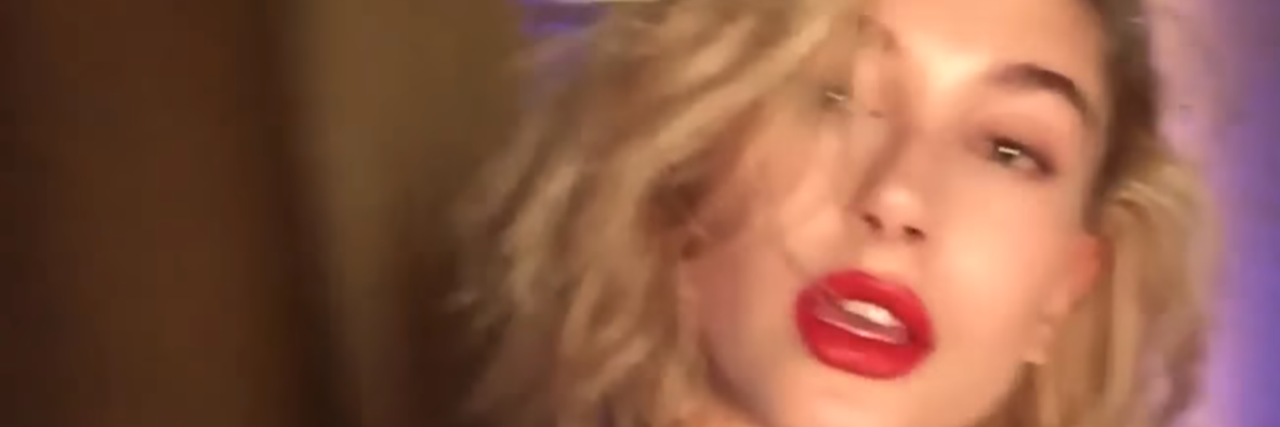 Hailey Baldwin Reveals Ectrodactyly Affects Her Pinky Fingers A selfie that Hailey Baldwin took