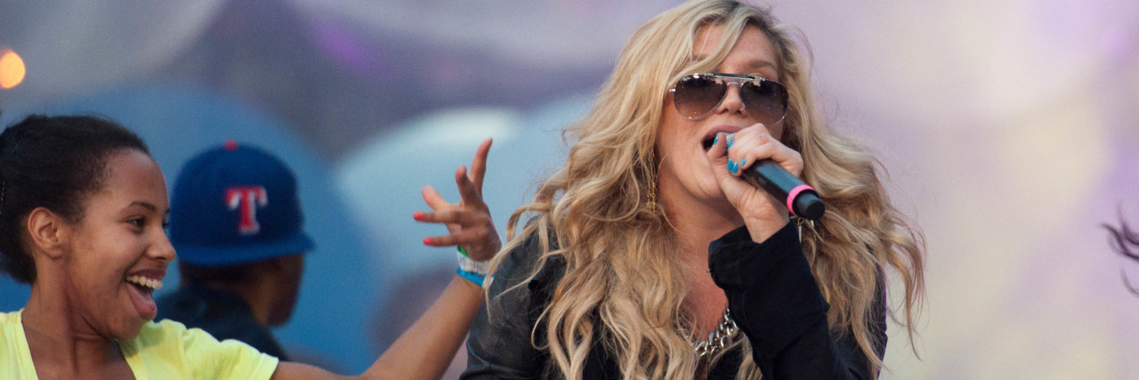 Kesha performs onstage at MMVA