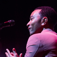 [Left] Kelly Clarkson singing into a mic {Right] John Legend performing