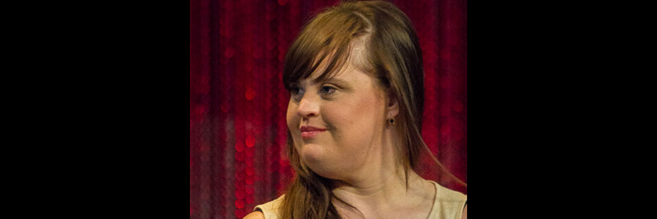 Jamie Brewer Shares Advice for Madeline Stuart Jamie Brewer looks at an interviewer