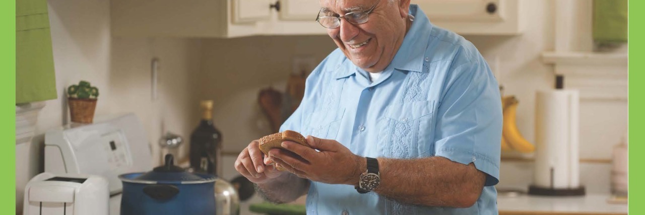 Flyer advertising that CalFresh Food benefits can now be used to purchase groceries online at select retailers. Photo of a man in his kitchen holding bread and a knife, making a sandwich.