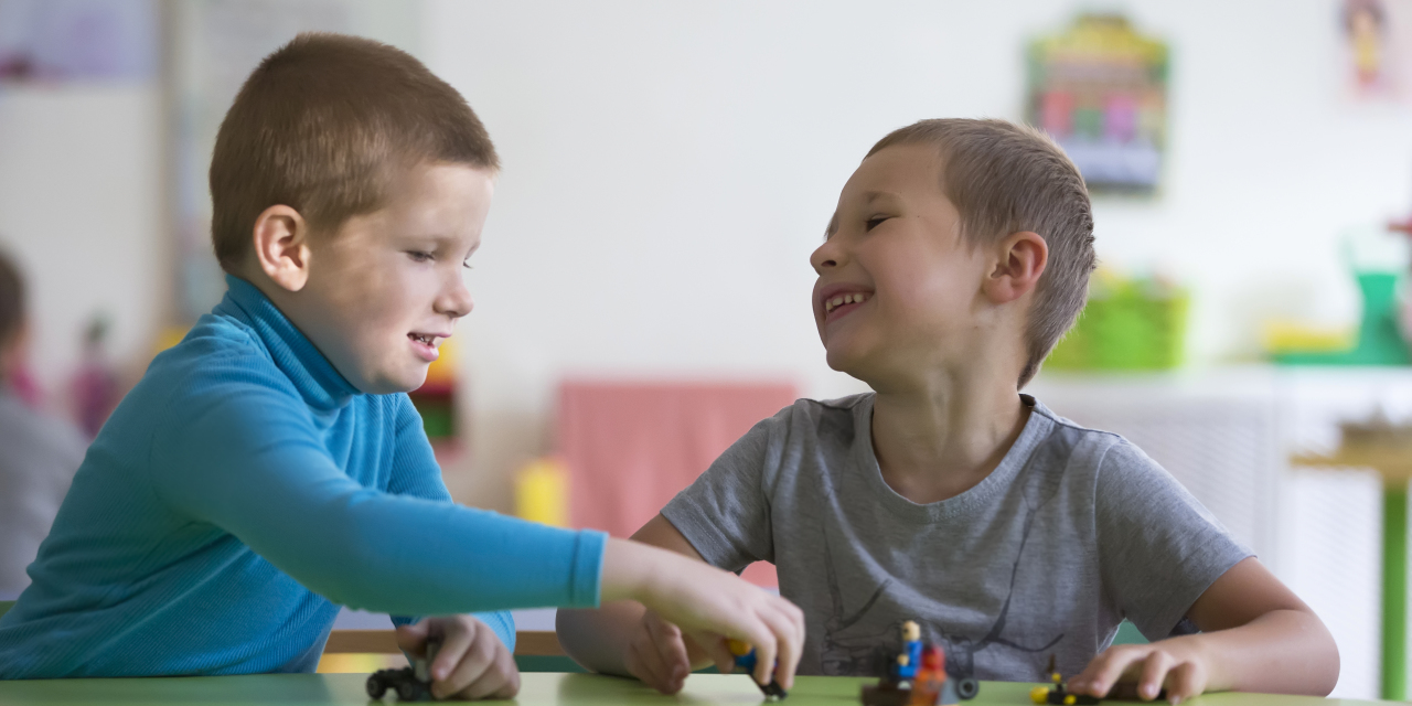 How to Support Siblings of a Child on the Autism Spectrum | The Mighty