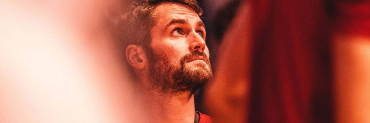 photo of NBA player Kevin Love looking serious