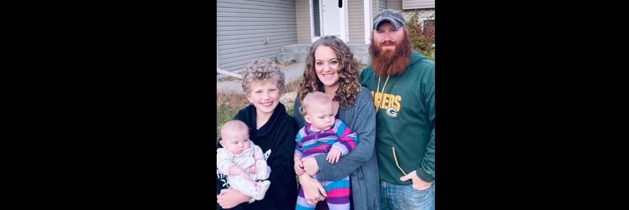 What I've Learned During the COVID-19 Pandemic A family in a front yard