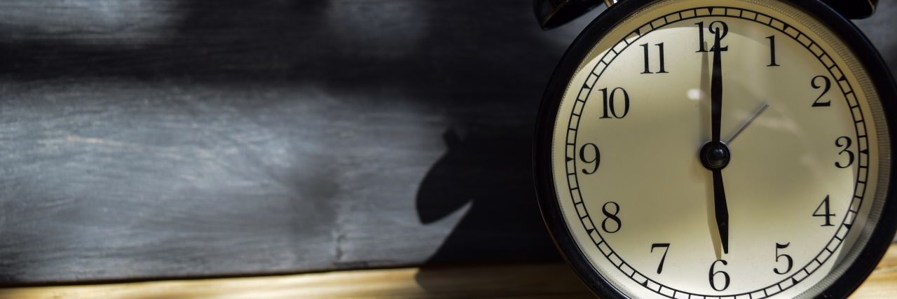 The Inability to Read a Clock Due to a Learning Disability an alarm clock set to 6 o'clock