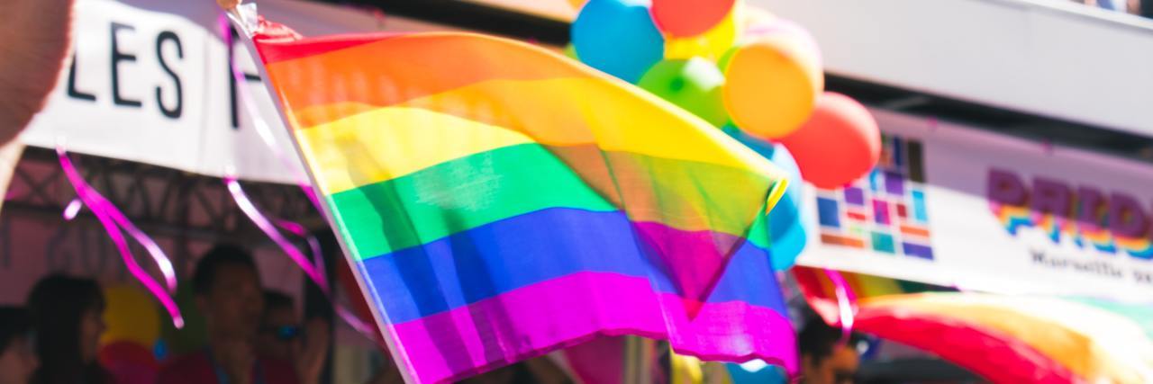 4 Tips for Navigating Pride When in Addiction Recovery people partying at pride