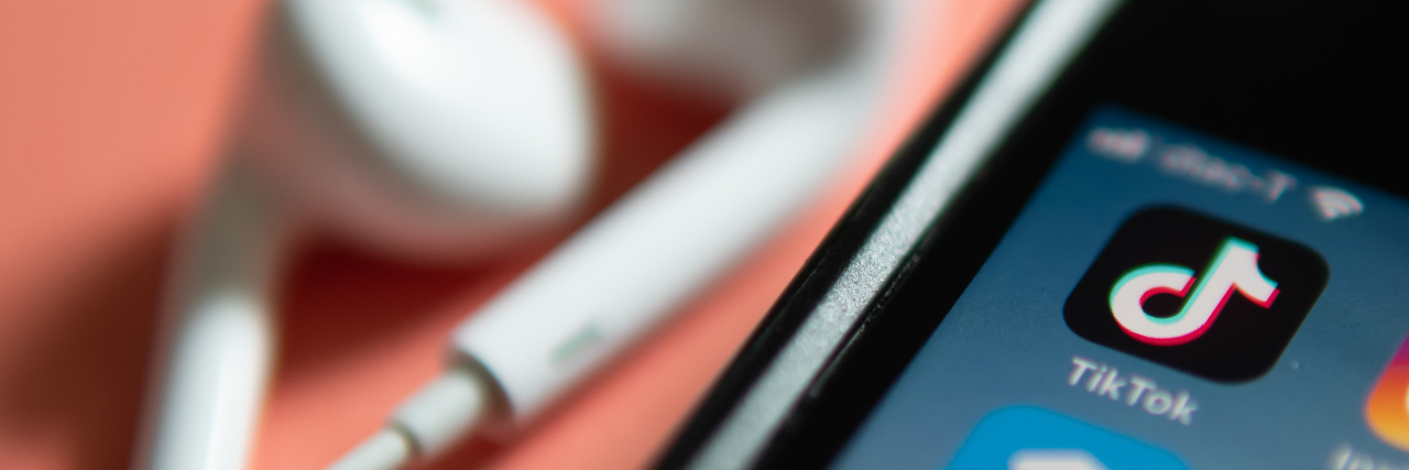 The Diagnosis Trend I've Seen as a Therapist on TikTok