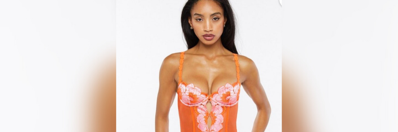 Rihanna's Savage x Fenty Features Model With Limb Differences Lyric Mariah Heard modeling for Savage x Fenty.