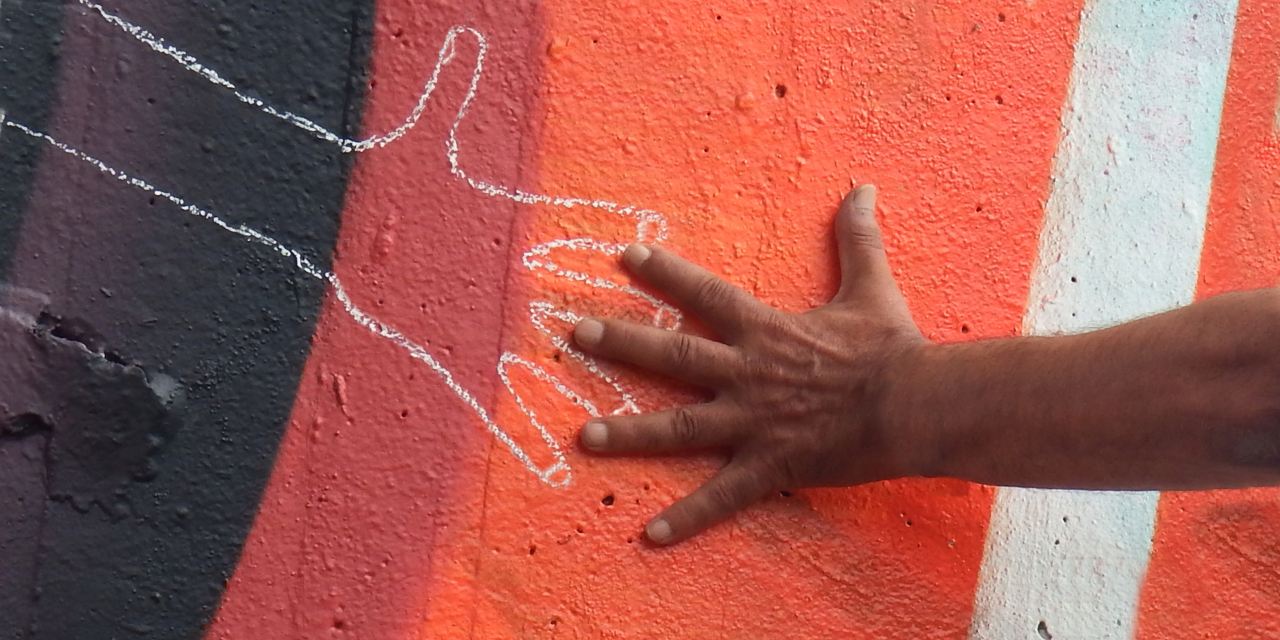 9 Tips For Navigating Changing Friendships In Your 20s With Anxiety