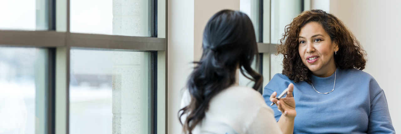 Beyond Medication: Comprehensive Strategies for Treating Adult ADHD Therapist speaks with patient