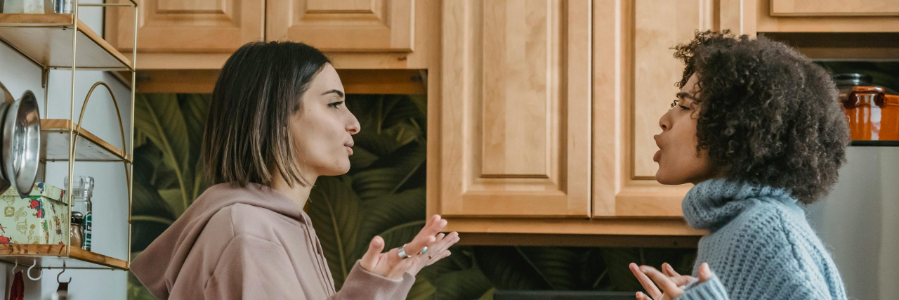 Signs of a Narcissistic Friend: When Friendship Becomes One‑Sided, Confusing, and Draining two friends fighting