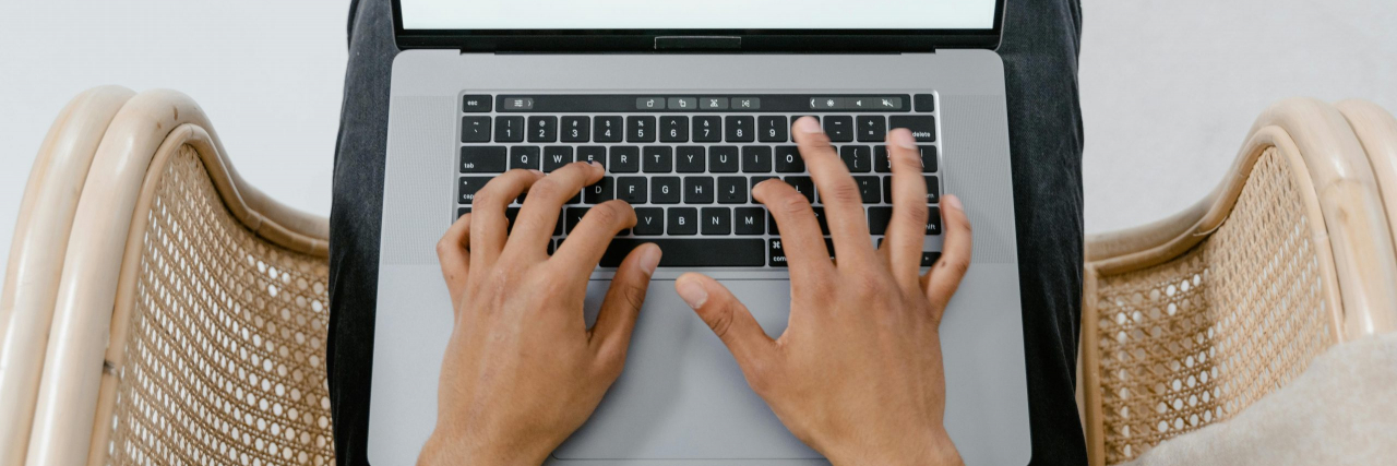 What Is Toasted Skin Syndrome? laptop on lap